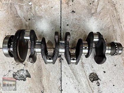 BMW E46 3.20D M47 MOTOR 7798473 NUMARA C38 ORJİNAL KRANK MİLİ